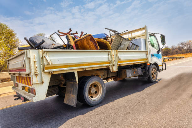 Best Junk Hauling Services  in Flint, MI